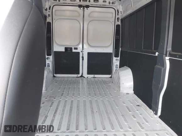2025 Ram ProMaster Cargo Tradesman with VIN 3C6LRVDG5SE519201, listed as a IAAI auction lot 42207796 with 9,624 mi miles and . Bid and sale history available at DreamBid. Image 8.