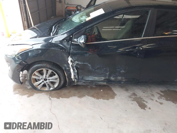 2013 Hyundai Elantra z VIN KMHD35LE7DU053088, wystawiony jako IAAI lot #42370655 z przebiegiem 151 015 mil mil oraz . Historia ofert i sprzedaży dostępna na DreamBid. Obrazek 6.