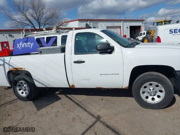 2013 Chevrolet Silverado 1500 Work Truck with VIN 1GCNKPEX2DZ131236, listed as a IAAI auction lot 41863737 with 155,225 mi miles. Bid and sale history available at carsss.com. Image 13.