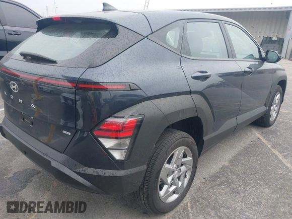 2024 Hyundai Kona SE with VIN KM8HACAB2RU098421, listed as a IAAI auction lot 41724883 with 12,033 mi miles and . Bid and sale history available at carsss.com. Image 4.