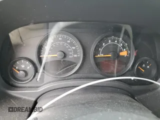 2015 Jeep Patriot High Altitude z VIN 1C4NJPFA8FD296253, wystawiony jako Copart lot #60509905 z przebiegiem Nie podano mil oraz Czysty tytuł • Clean title. Historia ofert i sprzedaży dostępna na DreamBid. Obrazek 9.