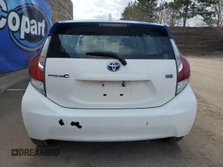 2016 Toyota Prius One with VIN JTDKDTB31G1121663, listed as a Copart auction lot 52901215 with 117,970 mi miles and Clean Title. Bid and sale history available at DreamBid. Image 6.