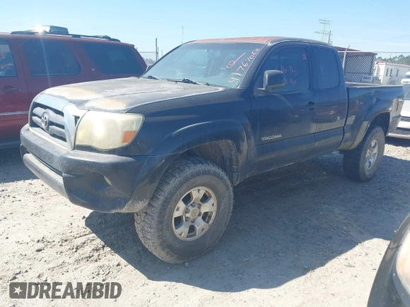 2006 Toyota Tacoma with VIN 5TEUU42N16Z162413, listed as a IAAI auction lot 41767068 with 300,572 mi miles. Bid and sale history available at carsss.com. Image 16.