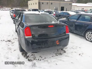 2015 Chrysler 300 with VIN 2C3CCAGG8FH904488, listed as a IAAI auction lot 41516698 with 1 mi miles. Bid and sale history available at carsss.com. Image 16.