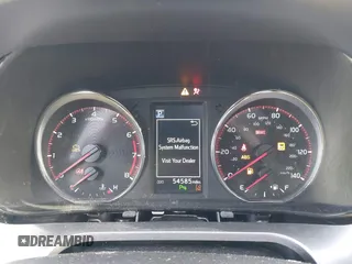 2017 Toyota RAV4 SE z VIN JTMJFREV7HJ709543, wystawiony jako IAAI lot #41355727 z przebiegiem 54 585 mil mil oraz . Historia ofert i sprzedaży dostępna na DreamBid. Obrazek 7.