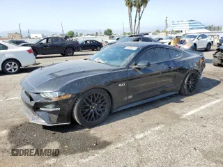 2020 Ford Mustang GT z VIN 1FA6P8CF2L5102658, wystawiony jako Copart lot #59606035 z przebiegiem 32 706 mil mil oraz Szkoda całkowita • Salvage title. Historia ofert i sprzedaży dostępna na DreamBid. Obrazek 1.