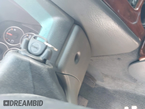 2004 GMC Envoy SLT with VIN 1GKDS13S742230325, listed as a IAAI auction lot 42385113 with 177,989 mi miles and . Bid and sale history available at DreamBid. Image 11.
