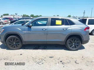 2024 Volkswagen Atlas SE z VIN 1V2JE2CA2RC217260, wystawiony jako IAAI lot #42178259 z przebiegiem 30 640 mil mil oraz . Historia ofert i sprzedaży dostępna na DreamBid. Obrazek 14.