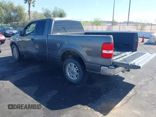 2004 Ford F-150 STX with VIN 1FTRX12W04NB32291, listed as a IAAI auction lot 42088596 with 233,491 mi miles. Bid and sale history available at carsss.com. Image 3.