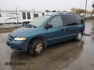 2000 Dodge Caravan with VIN 2B4FP25B8YR889186, listed as a Copart auction lot 81815254 with Not Provided miles and Salvage Title. Bid and sale history available at DreamBid. Image 1.