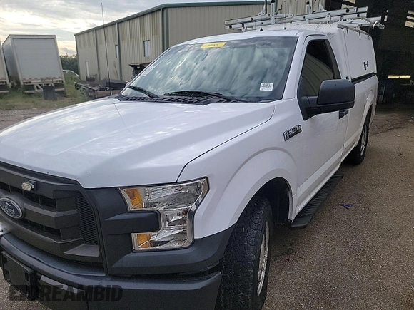 2017 Ford F-150 XL with VIN 1FTNF1CF4HKE26025, listed as a IAAI auction lot 42777640 with 127,641 mi miles and . Bid and sale history available at DreamBid. Image 4.
