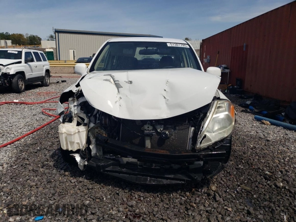 2009 Nissan Versa S with VIN 3N1BC11E89L363388, listed as a Copart auction lot 51301785 with 91,388 mi miles and Salvage Title. Bid and sale history available at DreamBid. Image 5.
