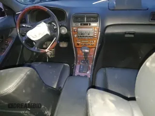 2001 Lexus ES 300 with VIN JT8BF28G010338826, listed as a Copart auction lot 87379074 with Not Provided miles and Salvage Title. Bid and sale history available at DreamBid. Image 8.