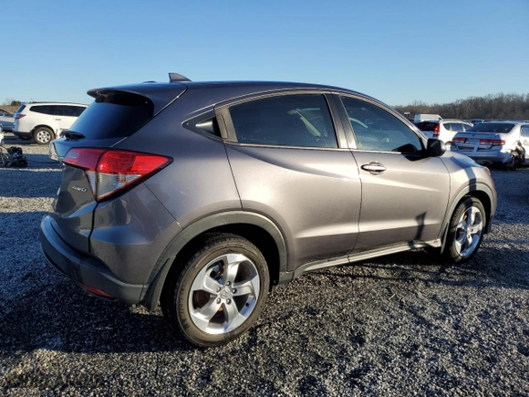2021 Honda HR-V LX with VIN 3CZRU6H31MM729280, listed as a Copart auction lot 45457965 with 49,506 mi miles and Salvage Title. Bid and sale history available at carsss.com. Image 3.