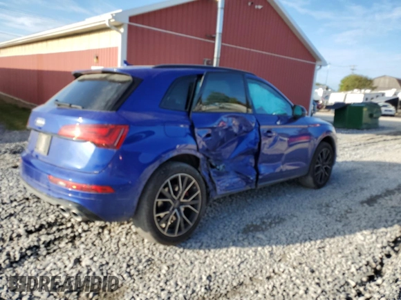 2021 Audi SQ5 Premium Plus with VIN WA1B4AFY2M2102291, listed as a Copart auction lot 72161104 with 44,682 mi miles and Salvage Title. Bid and sale history available at DreamBid. Image 3.