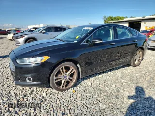 2016 Ford Fusion Titanium with VIN 3FA6P0K93GR103852, listed as a Copart auction lot 62175625 with 141,772 mi miles and Clean title. Bid and sale history available at DreamBid. Image 1.