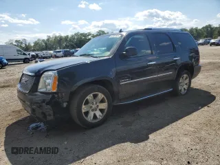 2013 GMC Yukon Denali with VIN 1GKS2EEF9DR205867, listed as a Copart auction lot 67051934 with 119,656 mi miles and Salvage Title. Bid and sale history available at carsss.com. Image 1.