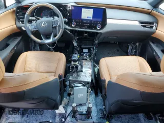 2023 Lexus RX with VIN 2T2BAMBA2PC021933, listed as a Copart auction lot 61290324 with 4,412 mi miles and Non Repairable. Bid and sale history available at carsss.com. Image 8.
