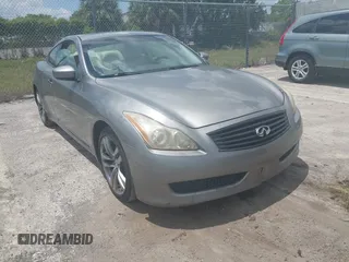 2008 Infiniti G37 Coupe Journey with VIN JNKCV64E08M103428, listed as a IAAI auction lot 42188627 with 157,824 mi miles. Bid and sale history available at carsss.com. Image 1.