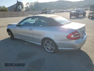 2005 Mercedes-Benz CLK 500 with VIN WDBTK75G55T041461, listed as a Copart auction lot 49849125 with 115,280 mi miles and Salvage title. Bid and sale history available at DreamBid. Image 2.