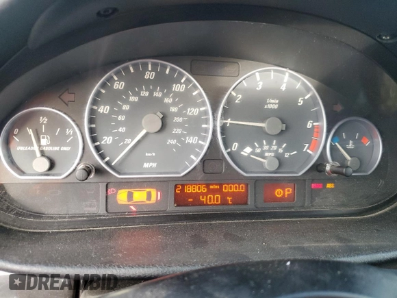2002 BMW 3 Series 330Ci with VIN WBABN53412JU38302, listed as a Copart auction lot 78686164 with 218,806 mi miles and Clean Title. Bid and sale history available at DreamBid. Image 9.