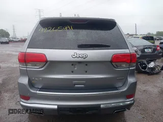 2020 Jeep Grand Cherokee Summit с VIN 1C4RJFJT4LC137073, выставлен на аукционе IAAI как лот 42265991 с пробегом 212 397 миль миль и . История ставок и продаж доступна на DreamBid. Изображение 16.