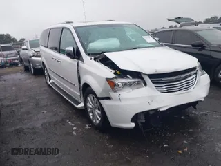 2016 Chrysler Town & Country Limited Platinum with VIN 2C4RC1GG7GR128503, listed as a IAAI auction lot 41551051 with 52,091 mi miles. Bid and sale history available at carsss.com. Image 1.