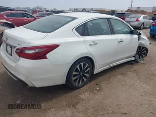 2018 Nissan Altima SV with VIN 1N4AL3AP2JC241377, listed as a IAAI auction lot 41782081 with 131,849 mi miles and . Bid and sale history available at DreamBid. Image 4.