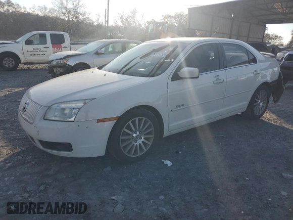2008 Mercury Milan with VIN 3MEHM07Z38R644338, listed as a Copart auction lot 82257564 with 197,443 mi miles and Salvage Title. Bid and sale history available at carsss.com. Image 1.