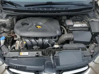 2013 Hyundai Elantra GLS z VIN 5NPDH4AE5DH272290, wystawiony jako Copart lot #53835355 z przebiegiem 137 289 mil mil oraz Szkoda całkowita • Salvage title. Historia ofert i sprzedaży dostępna na DreamBid. Obrazek 11.