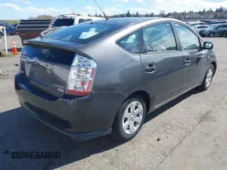2006 Toyota Prius with VIN JTDKB20UX63190303, listed as a IAAI auction lot 41871826 with 147,124 mi miles. Bid and sale history available at carsss.com. Image 4.