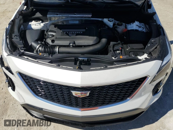 2021 Cadillac XT4 FWD Sport with VIN 1GYFZER42MF076951, listed as a Copart auction lot 46797935 with 35,886 mi miles and Salvage Title. Bid and sale history available at DreamBid. Image 13.