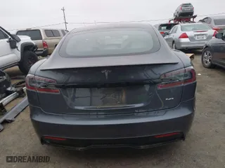 2021 Tesla Model S Plaid with VIN 5YJSA1E62MF448708, listed as a IAAI auction lot 41093091 with 41,485 mi miles. Bid and sale history available at carsss.com. Image 17.