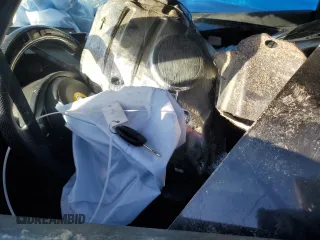 2021 Lotus Evora GT z VIN SCCLMDDN5MHA10403, wystawiony jako Copart lot #52484955 z przebiegiem Nie podano mil oraz Szkody całkowita. Historia ofert i sprzedaży dostępna na DreamBid. Obrazek 7.