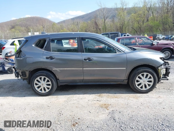 2018 Nissan Rogue SV with VIN KNMAT2MVXJP519711, listed as a IAAI auction lot 41961816 with 216,545 mi miles and . Bid and sale history available at carsss.com. Image 14.