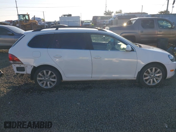2014 Volkswagen Jetta TDI with VIN 3VWPL7AJ4EM601001, listed as a IAAI auction lot 41673953 with 118,644 mi miles and . Bid and sale history available at DreamBid. Image 14.