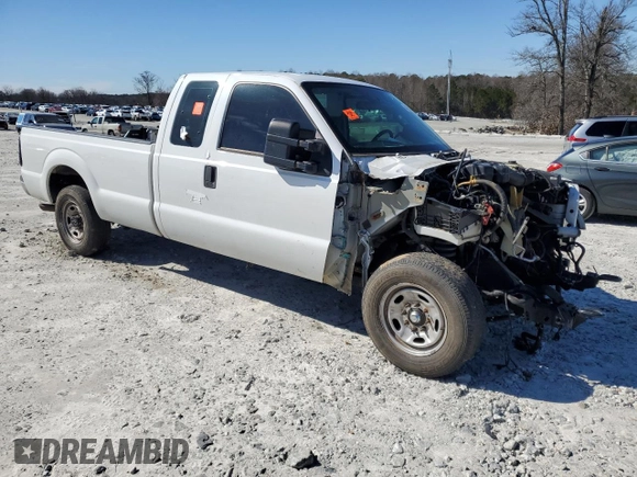 2015 Ford F-250 XLT with VIN 1FT7X2A60FED36803, listed as a Copart auction lot 46367905 with 347,666 mi miles and Salvage title. Bid and sale history available at DreamBid. Image 4.