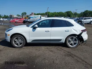 2017 Porsche Macan S with VIN WP1AB2A52HLB18936, listed as a IAAI auction lot 42550970 with 81,514 mi miles and . Bid and sale history available at DreamBid. Image 14.