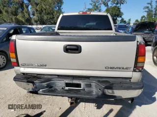 2007 GMC Sierra 1500 with VIN 1GTHC29D77E165147, listed as a Copart auction lot 80799064 with 233,678 mi miles and Salvage Title. Bid and sale history available at DreamBid. Image 6.