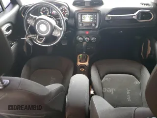 2017 Jeep Renegade Latitude z VIN ZACCJABB5HPF37984, wystawiony jako Copart lot #52618355 z przebiegiem 123 335 mil mil oraz Szkoda całkowita • Salvage title. Historia ofert i sprzedaży dostępna na DreamBid. Obrazek 8.