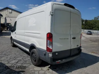 2018 Ford Transit z VIN 1FTYR2CM1JKB39451, wystawiony jako Copart lot #70852124 z przebiegiem 230 942 mil mil oraz Tytuł czysty. Historia ofert i sprzedaży dostępna na DreamBid. Obrazek 2.