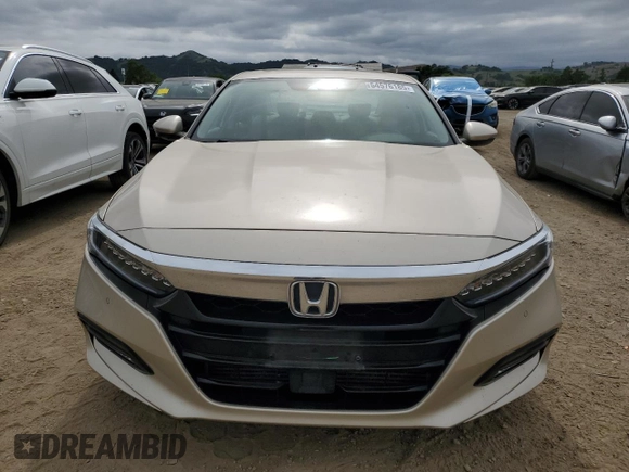 2018 Honda Accord Touring z VIN 1HGCV2F97JA003152, wystawiony jako Copart lot #54576185 z przebiegiem 111 310 mil mil oraz Szkoda całkowita • Salvage title. Historia ofert i sprzedaży dostępna na DreamBid. Obrazek 5.