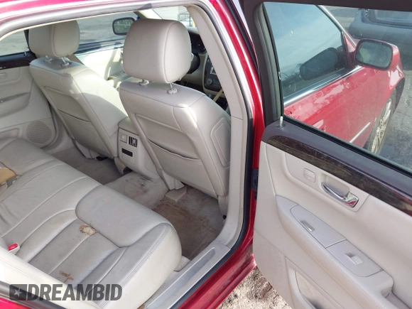 2008 Cadillac DTS 1SA z VIN 1G6KD57Y68U165791, wystawiony jako IAAI lot #41579605 z przebiegiem 94 451 mil mil oraz . Historia ofert i sprzedaży dostępna na DreamBid. Obrazek 8.