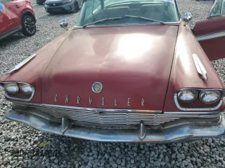 1957 Chrysler New Yorker z VIN N5722394, wystawiony jako Copart lot #81414084 z przebiegiem 18 527 mil mil oraz Tytuł czysty. Historia ofert i sprzedaży dostępna na DreamBid. Obrazek 11.