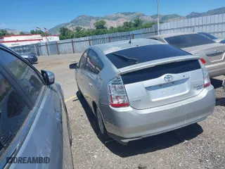 2008 Toyota Prius with VIN JTDKB20U283329164, listed as a IAAI auction lot 39247979 with 1 mi miles. Bid and sale history available at carsss.com. Image 3.