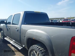 2007 GMC Sierra 1500 with VIN 3GTEK13Y47G542294, listed as a IAAI auction lot 41877821 with 245,731 mi miles and . Bid and sale history available at DreamBid. Image 14.