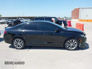 2015 Chrysler 200 S with VIN 1C3CCCBB0FN554918, listed as a IAAI auction lot 42008236 with 88,130 mi miles. Bid and sale history available at carsss.com. Image 13.