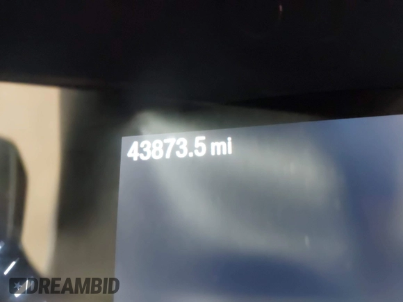 2020 Ford Escape SE z VIN 1FMCU9G62LUB80302, wystawiony jako IAAI lot #42610731 z przebiegiem 43 873 mil mil oraz . Historia ofert i sprzedaży dostępna na DreamBid. Obrazek 15.
