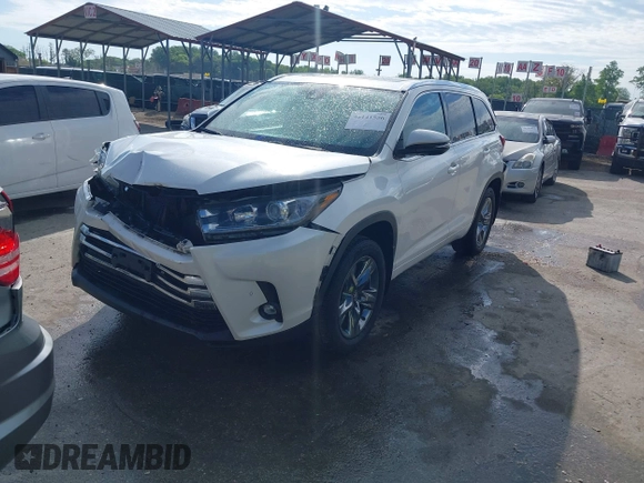 2019 Toyota Highlander Limited with VIN 5TDDZRFH8KS968209, listed as a IAAI auction lot 42141556 with 77,052 mi miles and . Bid and sale history available at DreamBid. Image 19.