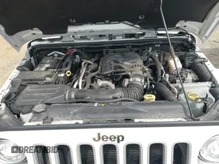 2018 Jeep Wrangler Unlimited Altitude with VIN 1C4HJWEGXJL870606, listed as a IAAI auction lot 42693031 with 92,735 mi miles and . Bid and sale history available at DreamBid. Image 10.